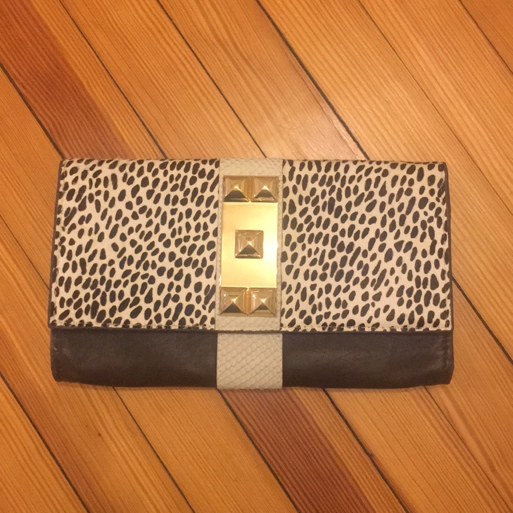Vince Camuto bag, like new!!